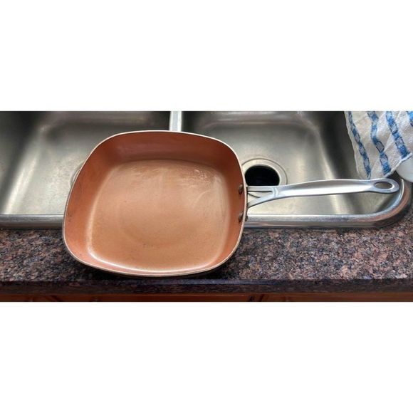 Gotham Steel Ultra Nonstick Ti-Cerama Coating 9.5” Chef's Square Fry Pan Skillet - Picture 1 of 5